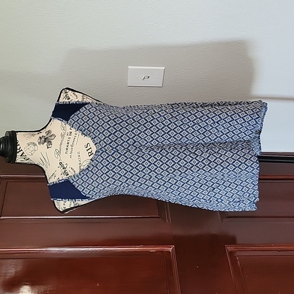 Loose flowy tank top size medium - Picture 1 of 5